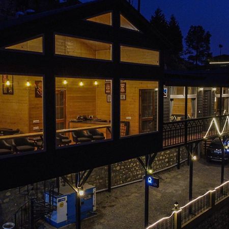 Thehimalayanliving Whistling Pines Hotell Mukteshwar Exteriör bild