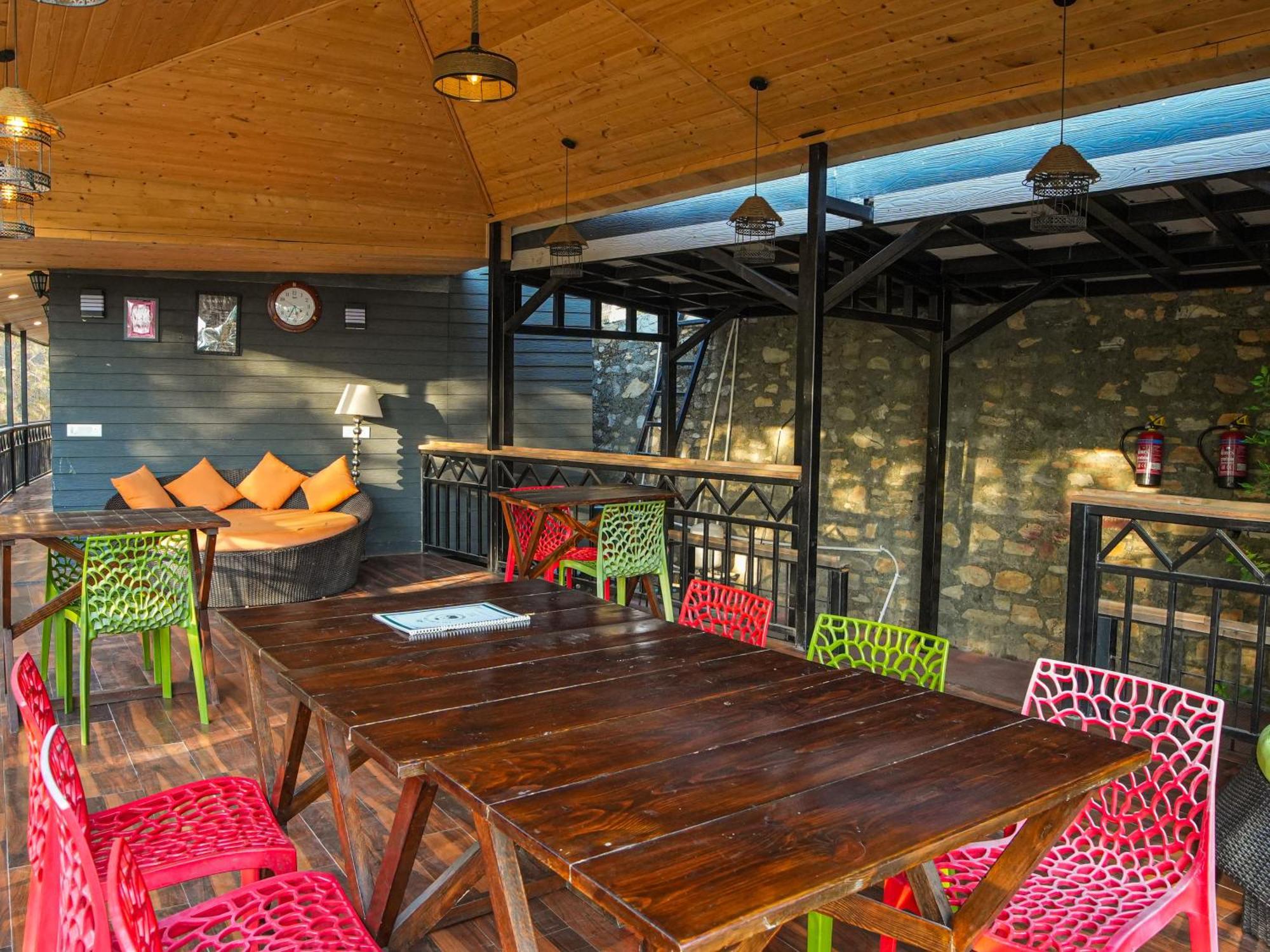 Thehimalayanliving Whistling Pines Hotell Mukteshwar Exteriör bild