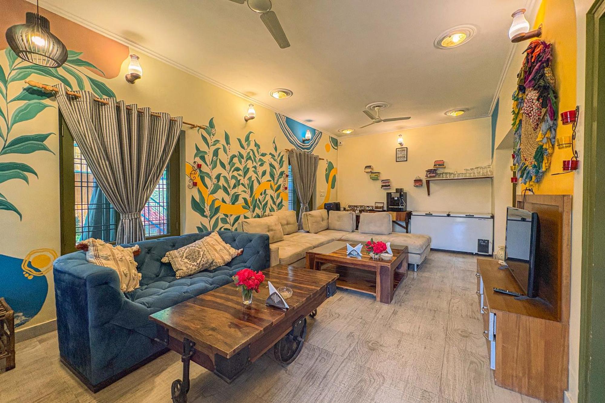 Thehimalayanliving Whistling Pines Hotell Mukteshwar Exteriör bild